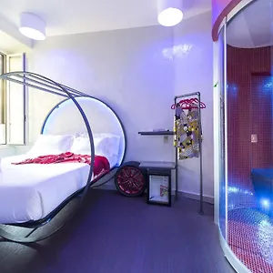 4* Couette-café Irooms Pantheon